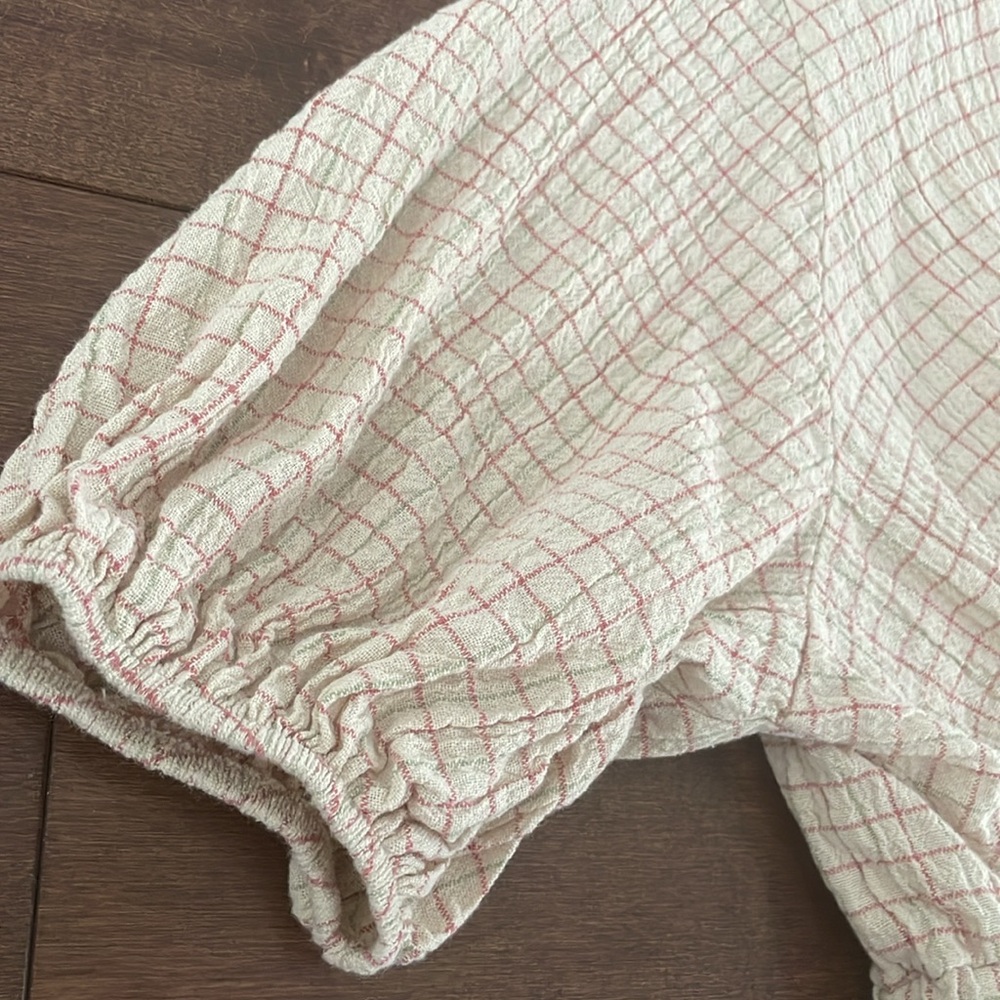 5/$25 Zara Women's Cream Checkered crop Top - Picture 2 of 7